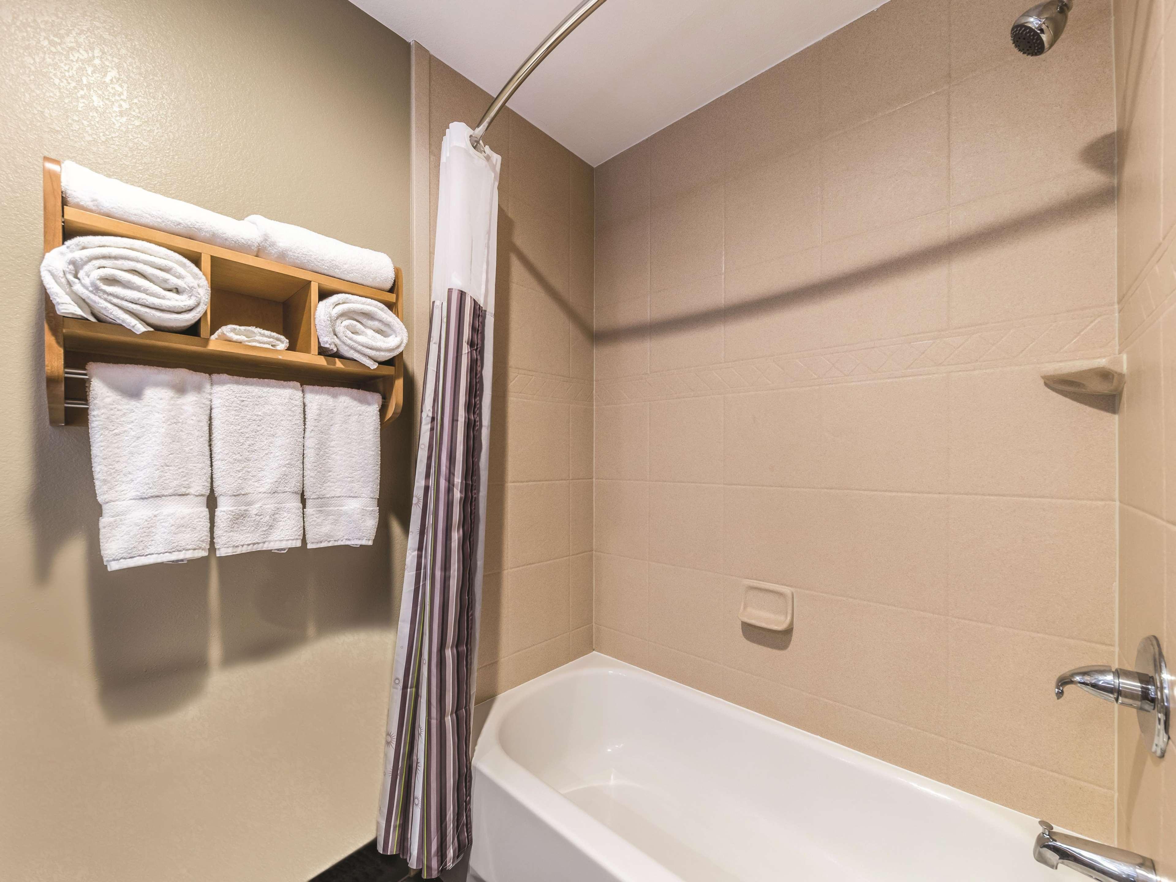 Hotel La Quinta By Wyndham Tulsa - Catoosa Extérieur photo
